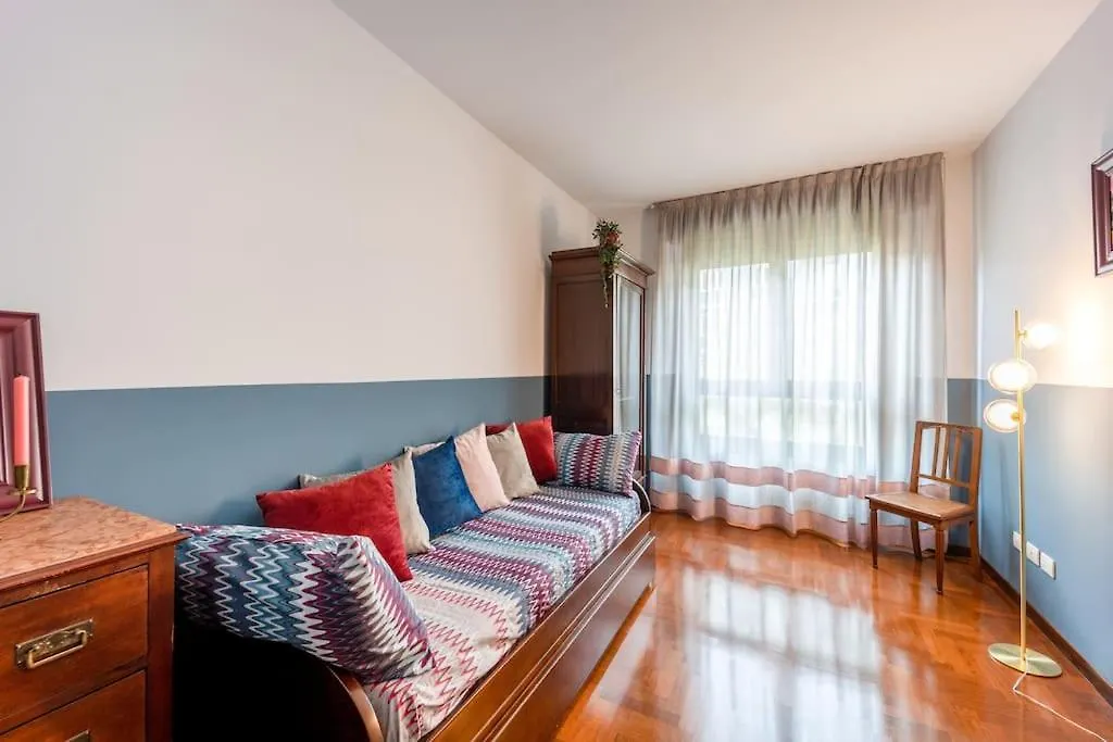 Apartamento Navigli-Duomo Big House With Free Parking • Top! Milán