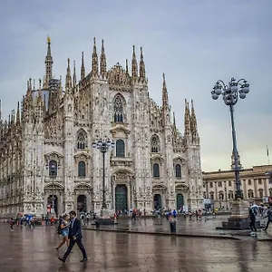 Moscova-duomo Loft Wifi, Netflix & Design Appartamento