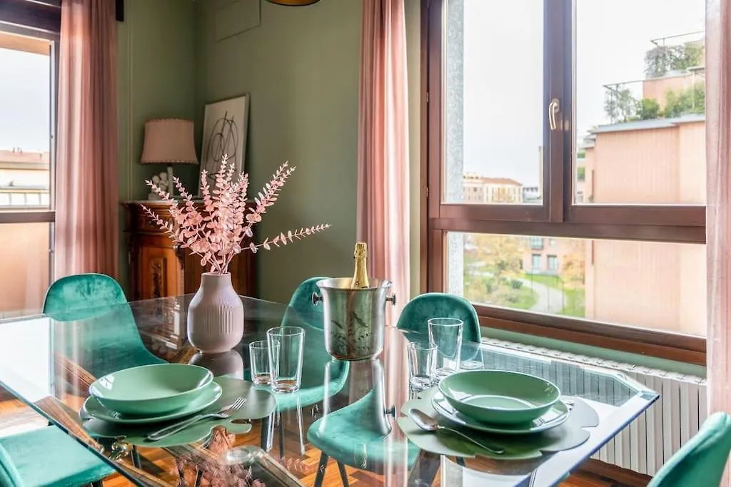 Apartment Navigli-Duomo Big House With Free Parking • Top! Milan